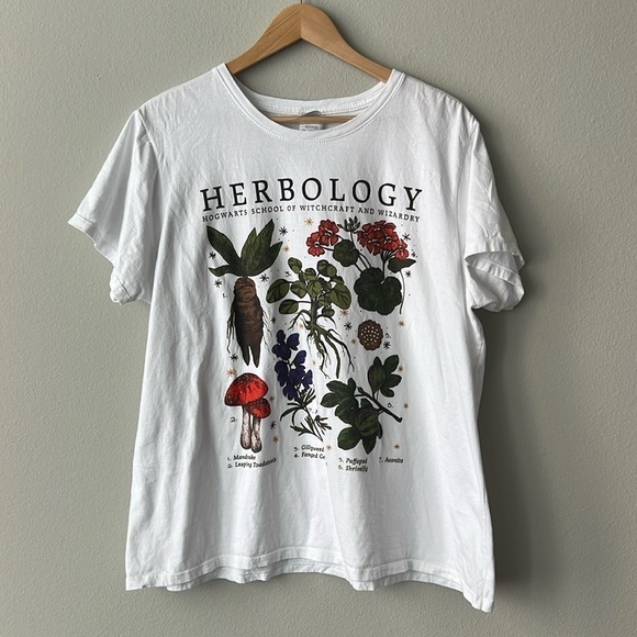Harry Potter Hogwarts Herbology Short Sleeve Tee Shirt Size 3XL - Picture 3 of 6
